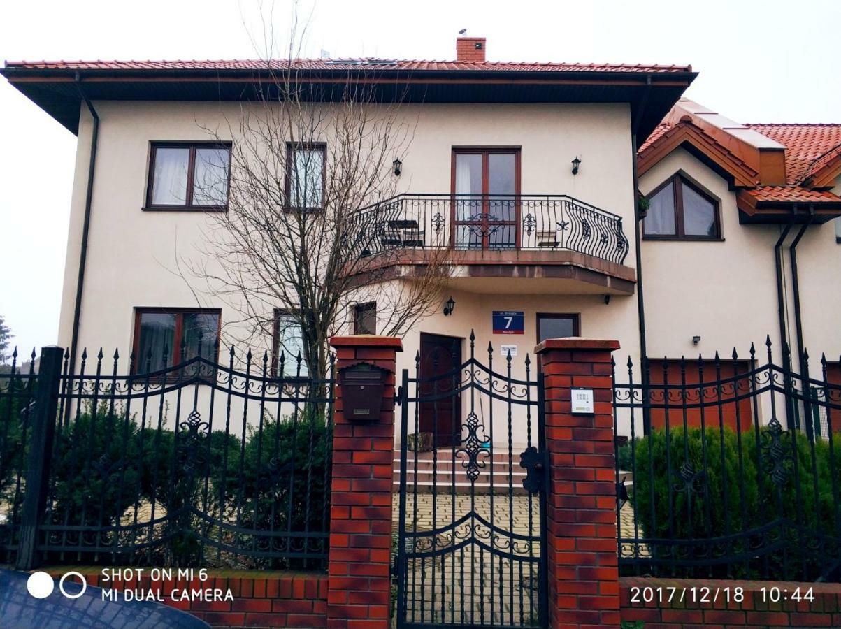 Np Sunshine Hostel Rybie Экстерьер фото