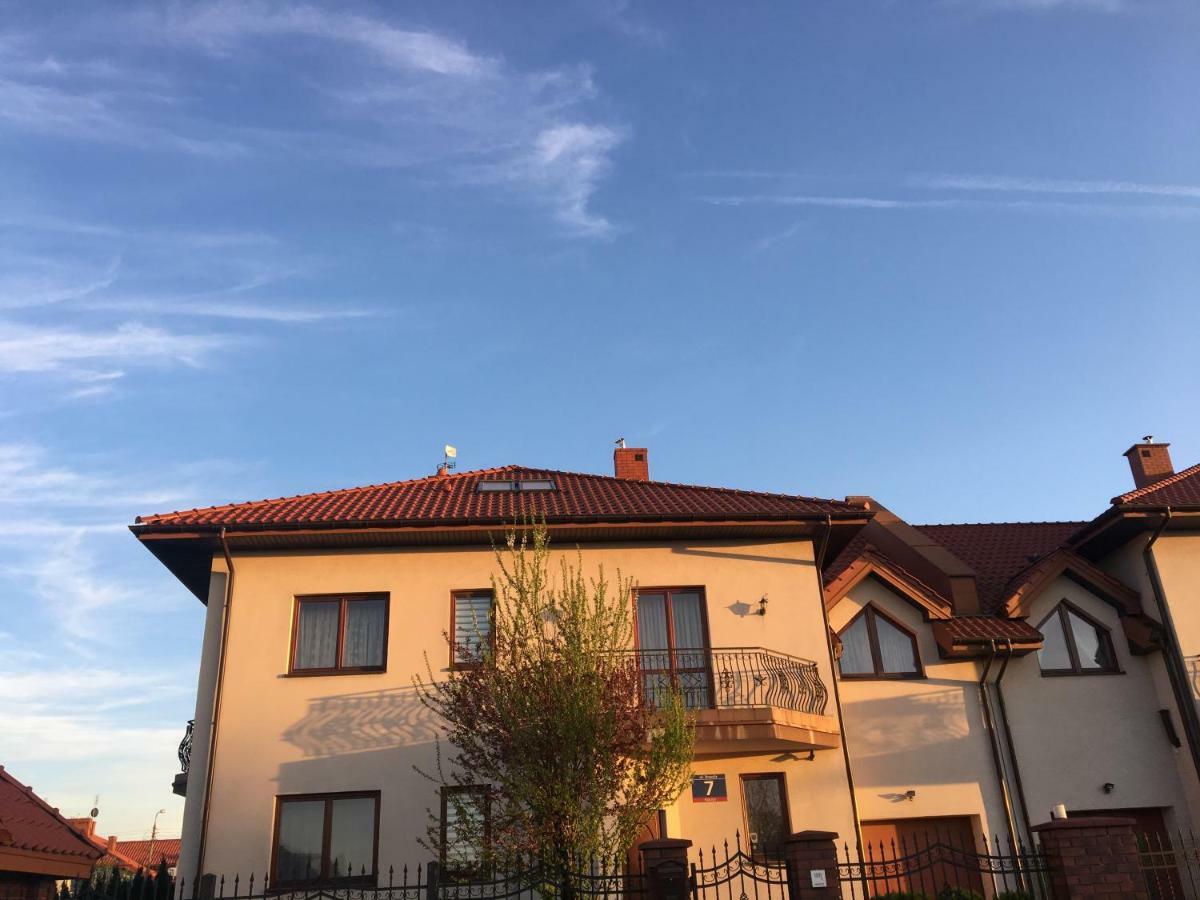 Np Sunshine Hostel Rybie Экстерьер фото